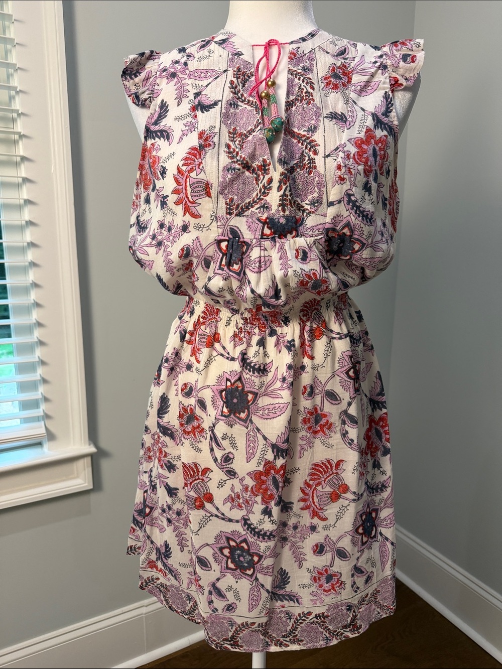 HUNTER BELL Cream Dress with Purple and Red Floral Print. Like New. Size Small.